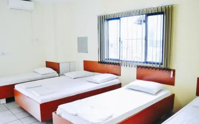 Hotel Terra Santa I
