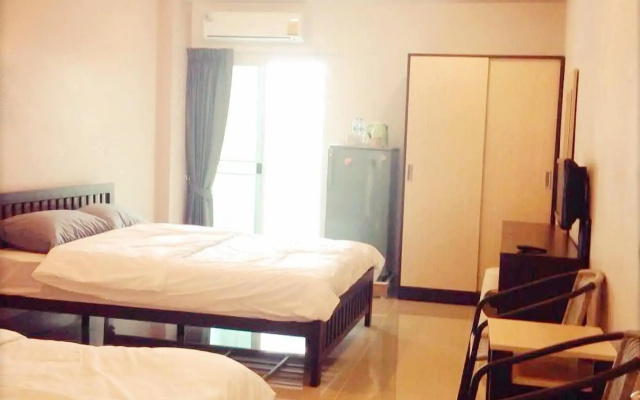 At Ease Hotel Suvarnabhumi