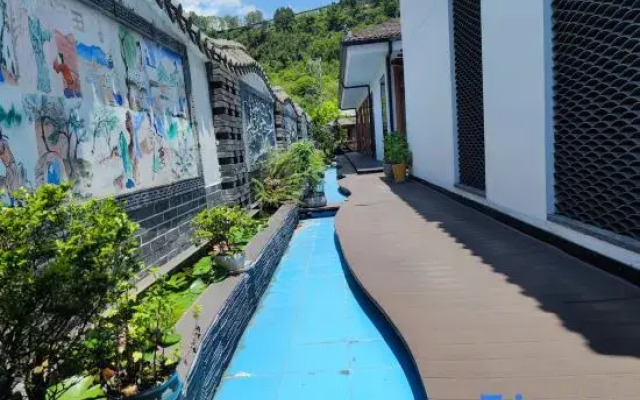 Yamei Hotel
