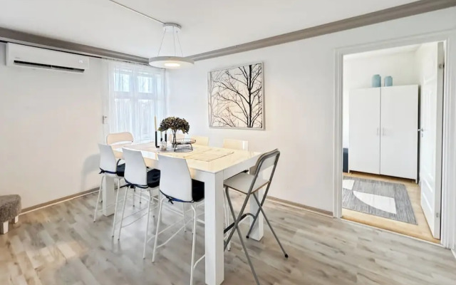 Central BnB Apartment Nr6 Stavanger 4 Bedrooms