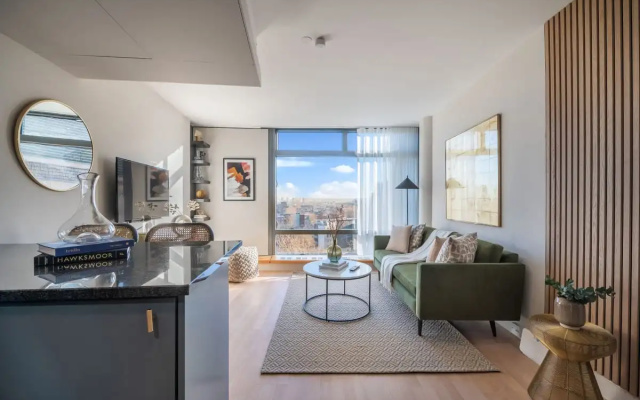 The Parliament View Escape - Modern 1BDR with View