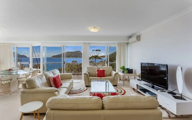 Albacore Unit 8,12 Ondine Close