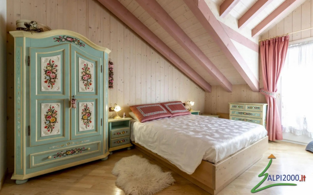 RADETZKY -  typical apartment. (022113-AT-667315)-604  RADETZKY