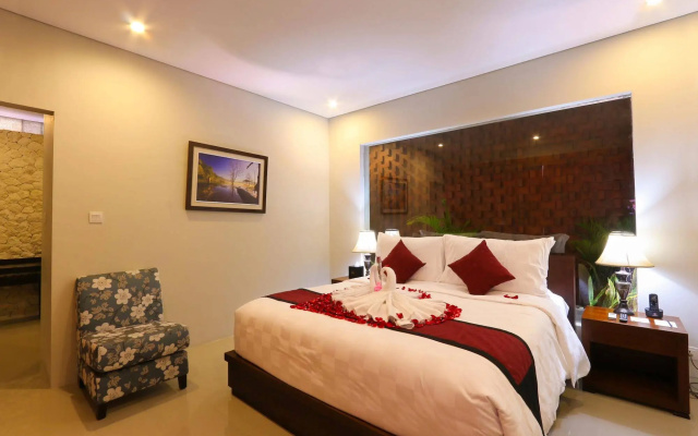 Royal Nyanyi Villa