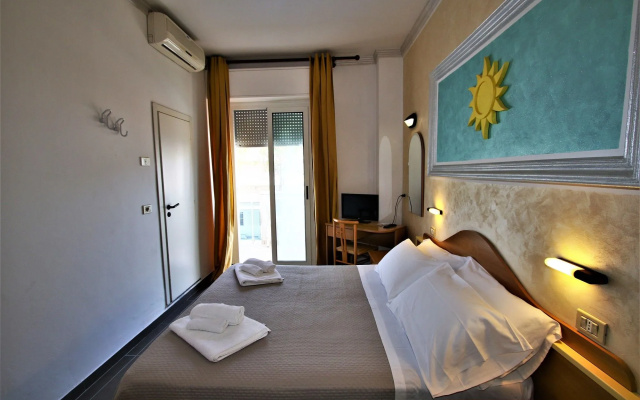 Hotel De Amicis