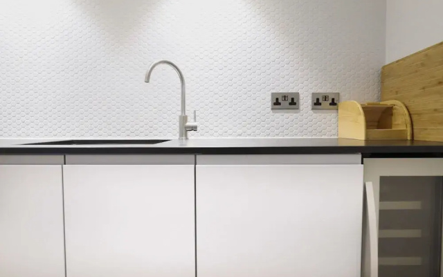1 Bedroom Flat In Kensington