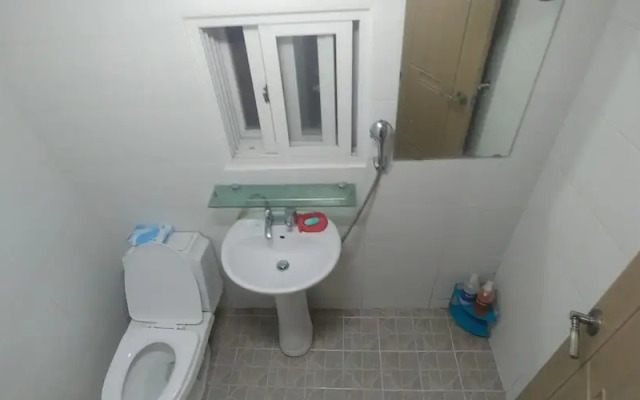Ninano Guesthouse - Hostel