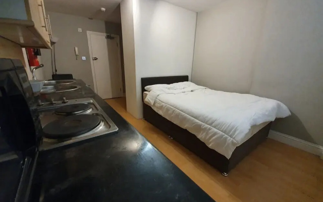 Studio Apartment in South Kensington 14