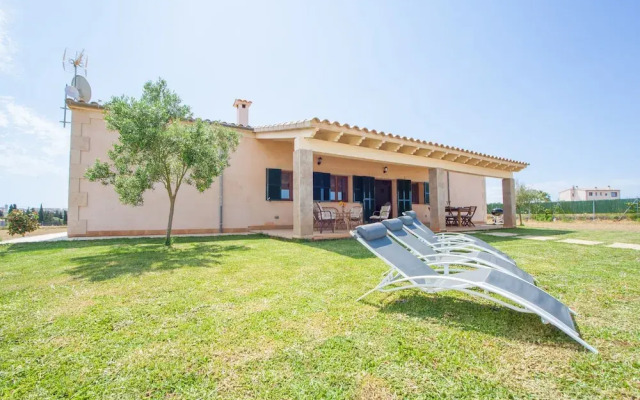 S Estacio in Muro With 4 Bedrooms and 2 Bathrooms