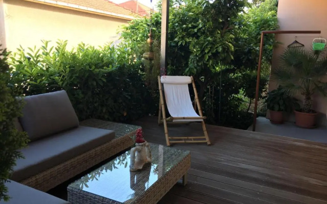 Longo apartment