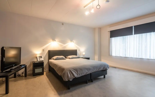 Villa in Heusden With Balcony, Terrace & Garden