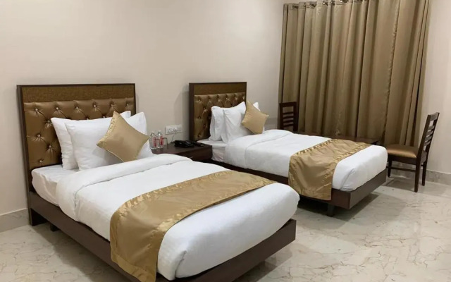 Crimson Hotel & Banquets