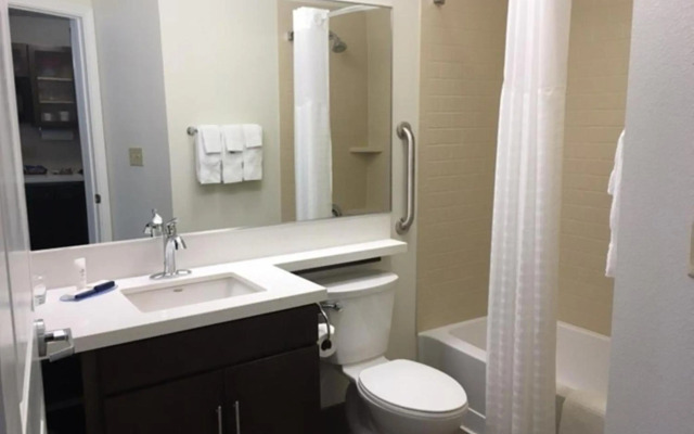 Candlewood Suites East Syracuse - Carrier Circle by IHG