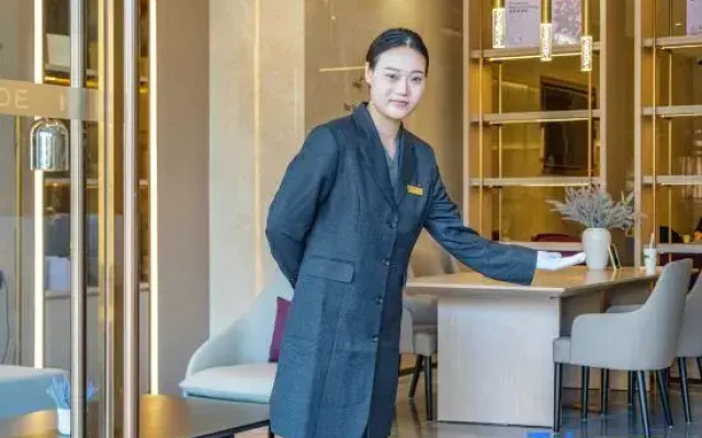 Lavande Hotel BeijingHopson One JiulongshanSubway Station Branch