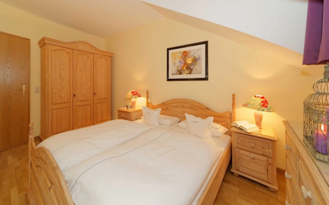 5 Star Apartment Almberg With Balcony