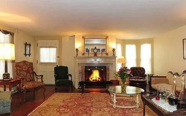 Wainwright Inn