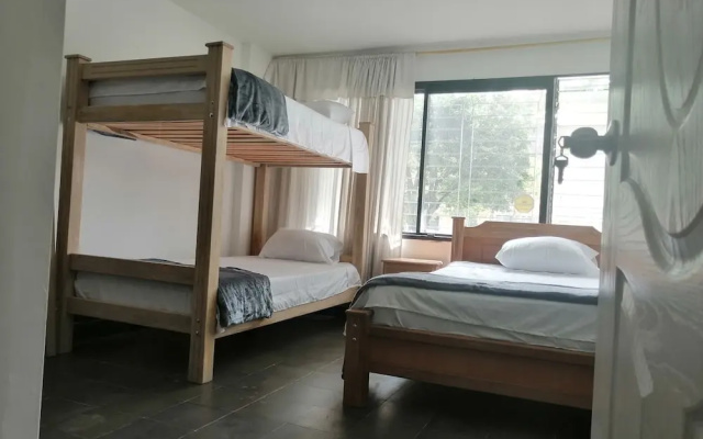 Hostal los colores