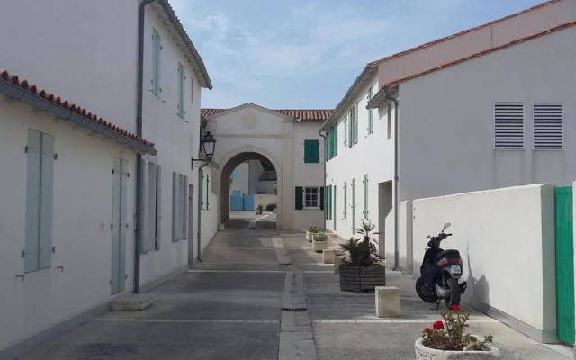 Appartement Saint-Martin-de-Ré, 1 pièce, 2 personnes - FR-1-544-12