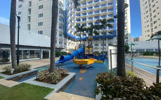 Madison's Place at Sea MOA