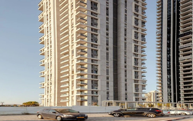 O-O Group -Luxury 3BR APT See View Tower
