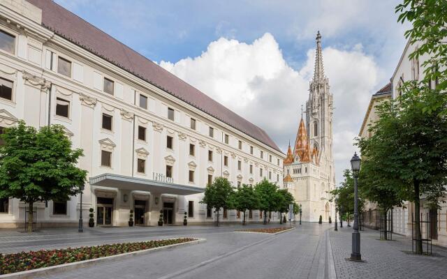 Отель Hilton Budapest Будапешт вид на фасад