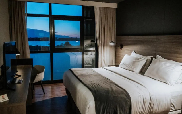 Midland Hotel & Resort