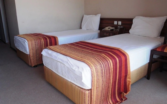 Otel Tirem