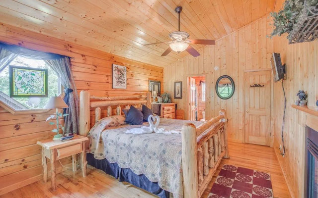 Bear Escape by Jackson Mountain Rentals