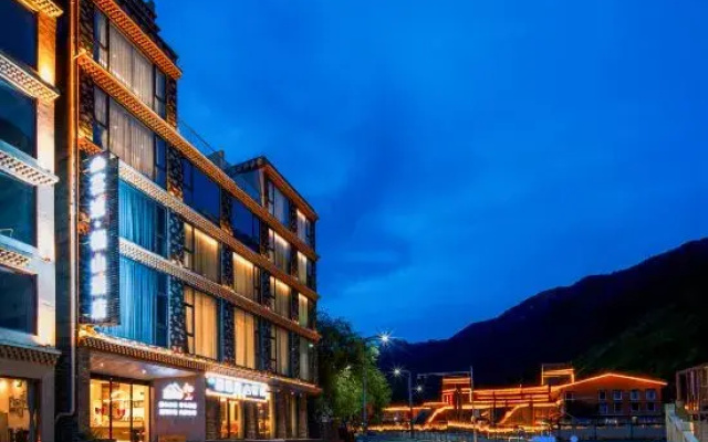 Longtu Qishan Homestay