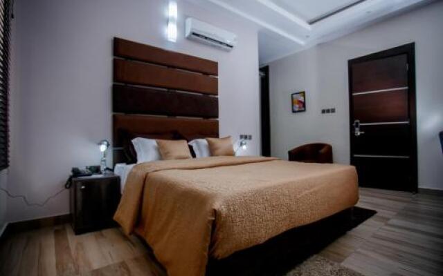 GEI8 Hotels & Lounge 2