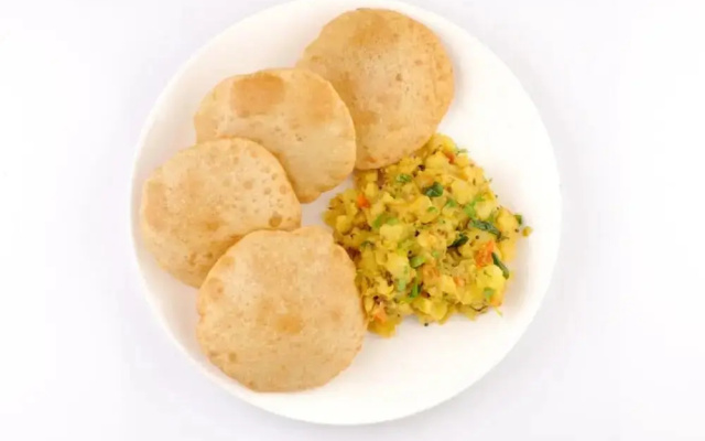 Goroomgo Vijay Charbhag Lucknow