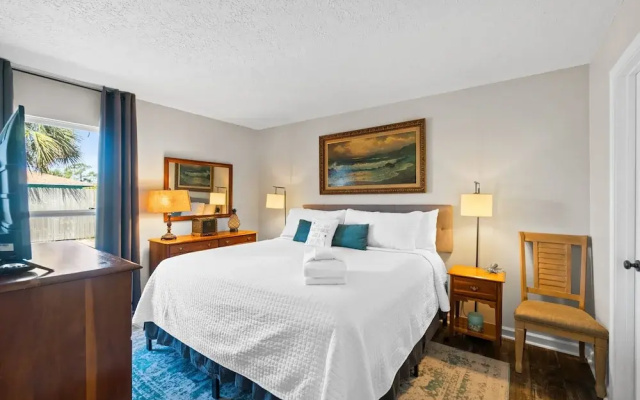 Beachy Bonanza by Book That Condo