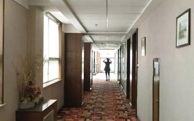Grand River Garden Hotel