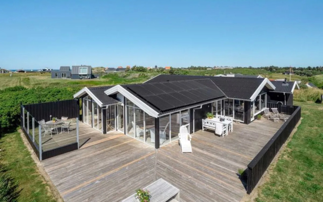 "Aella" - 150m from the sea in NW Jutland