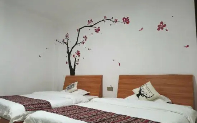Mount Danxia Inn No. 9