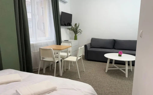 Gremium Apartments