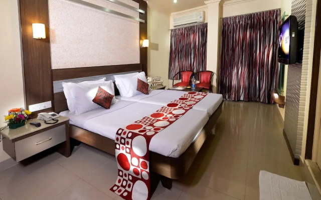Hotel navaRatna