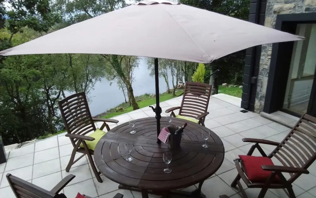 Coill Maher Lake House