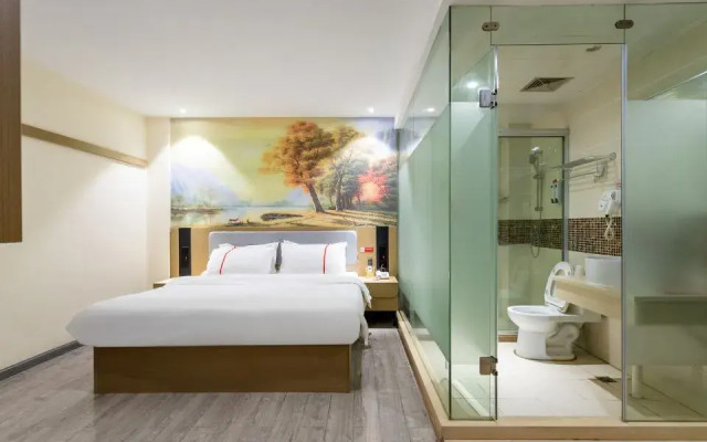 Lijia Express Hotel (Wuhan Jinghe Square Branch)