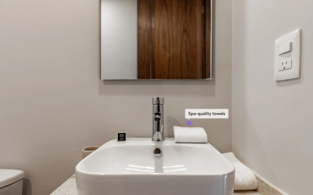 Casai Roma | 2BR | Vast Condo