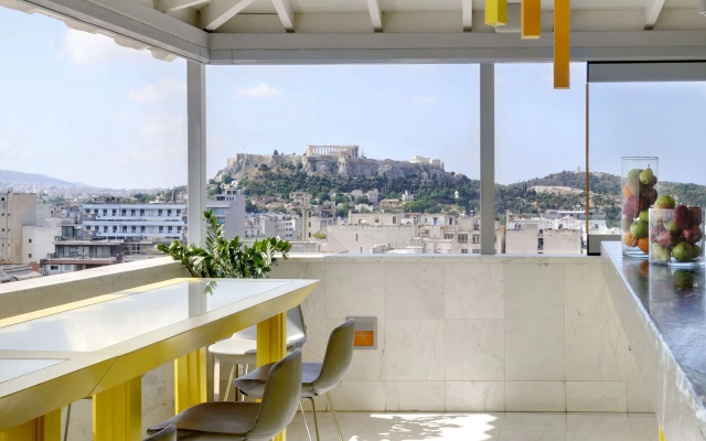 Dorian Inn Hotel