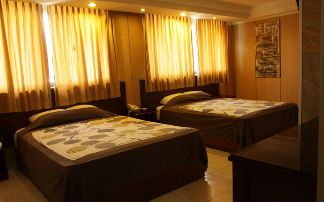 Hotel San Thomas Inn