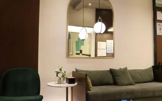 SFeel Designer Hotel (Chengdu Zijing Shenxianshu Yulin)