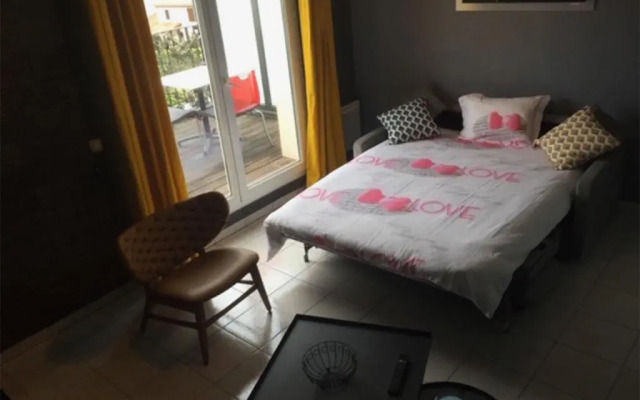 Résidence Studio Grand Luxe Wifi parking privé