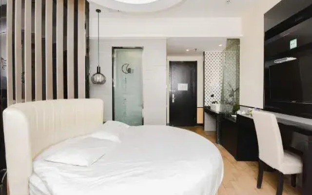 Qingmu Hotel (Nanjing Pukou Tianruncheng Subway Station)