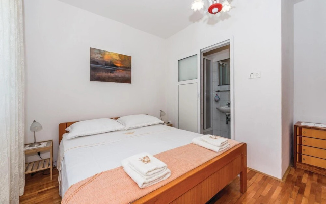 Amazing Home in Rogoznica With Wifi and 3 Bedrooms