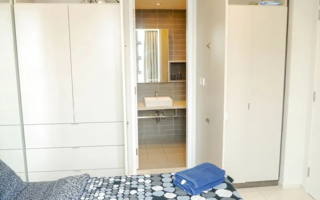 The Robertson 3 by Cloverr Suites
