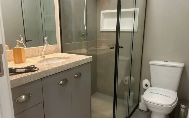 Geminado Casa 1 Alto Padrão  4 Quartos