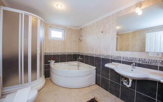 Infinity Yaniklar Villa