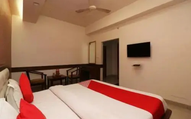Hotel G C Regency